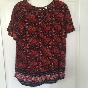 Old Navy Red Printed Tie-Back Blouse